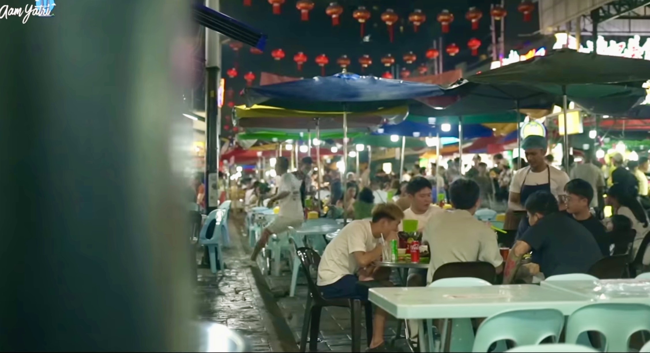 Jalan Alor street food Kuala Lumpur Malaysia at night